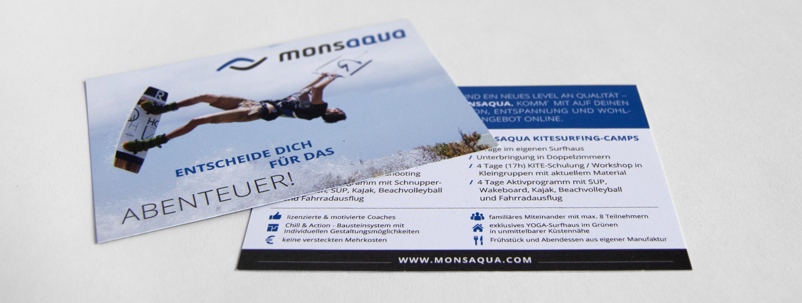 Werbematerial und Werbeartikel für Monsaqua Monsaqua Werbepostkarte für Monsaqua Camps Agentur Grafikladen