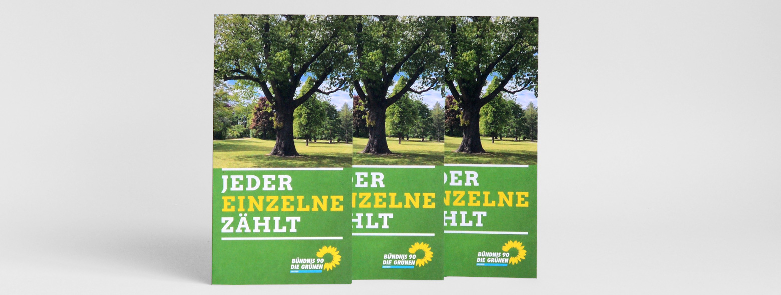Bundestagswahl 2021: Jeder Baum z&auml;hlt - Faltflyer B&uuml;ndnis 90/ Die Gr&uuml;nen Flyer zur Bundestagswahl 2021, B&uuml;ndnis 90/die Gr&uuml;nen, Konzeption  Agentur Grafikladen